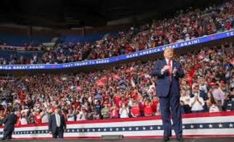 Fox News annonce son record d'audience historique avec le meeting de Donald Trump ce week-end pourtant qualifié de "raté" - Près de 8 millions de t...