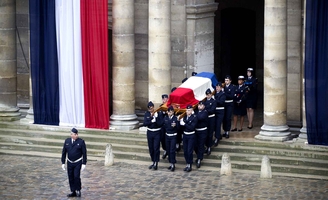 Mort pour la République ou mort pour la France ?
