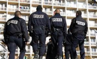 Perpignan : deux policiers interrompent un faux contrôle de police