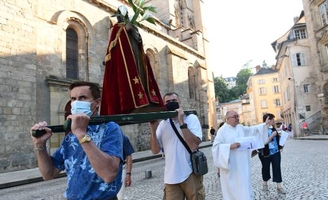 Tulle : La procession de la Lunade, née en 1346 en pleine peste, interdite par le préfet en raison du COVID !