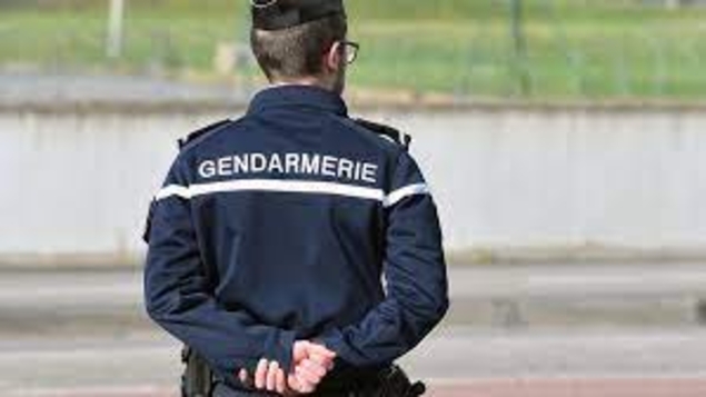 Un gendarme en position de légitime défense