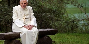 Abus sexuels : Benoît XVI accuse la pornographie