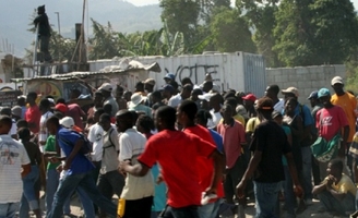 Crise à Haïti : malgré les demandes des Nations Unies ou encore d’ONG, la République Dominicaine ainsi que la Jamaïque refusent d’accueillir les re...