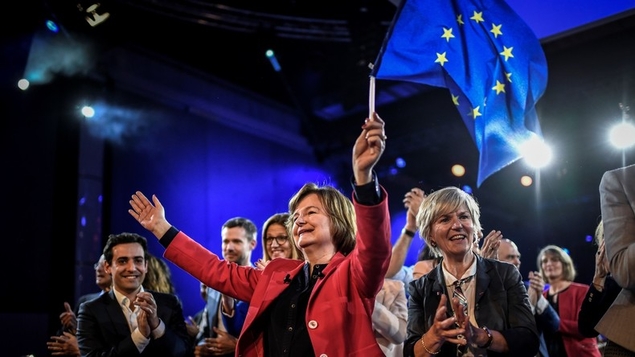 Européennes : Renaissance promet beaucoup mais reconnaît le manque d’influence du Parlement