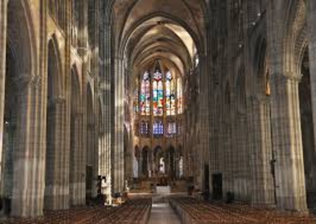 La basilique Saint-Denis envahie par des migrants : prélude du camp des saints ?