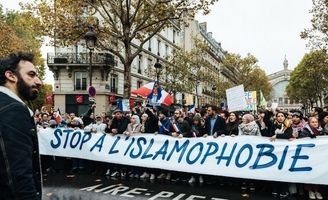 "Les Frères musulmans veulent transformer la société européenne pour la rendre charia-compatible"