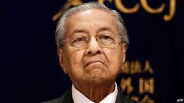 «Les musulmans ont le droit de tuer des millions de Français» selon un ex-Premier ministre malaisien