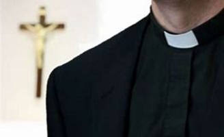 Les prêtres ne sont pas tous des vieux ringards