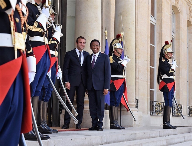 Macron brade les Îles éparses à Madagascar