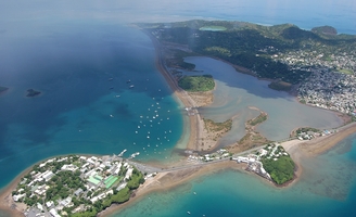 Mayotte. Les associations immigrationnistes contre le renvoi des clandestins