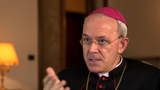 Mgr Schneider obtient une clarification du pape sur la “diversité des religions”