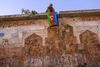 Des soldats azerbaïdjanais vandalisent des sépultures arméniennes