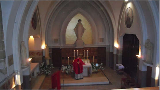 La liturgie traditionnelle redonne vie au Carmel