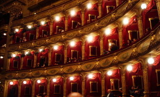 Beatrice Venezi conspuée à l’opéra de Nice, ou le fascisme des anti-fascistes