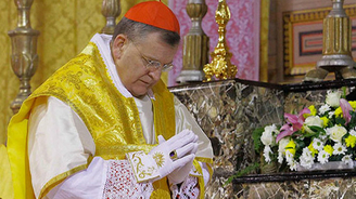 Cardinal Burke : François doit être clair.