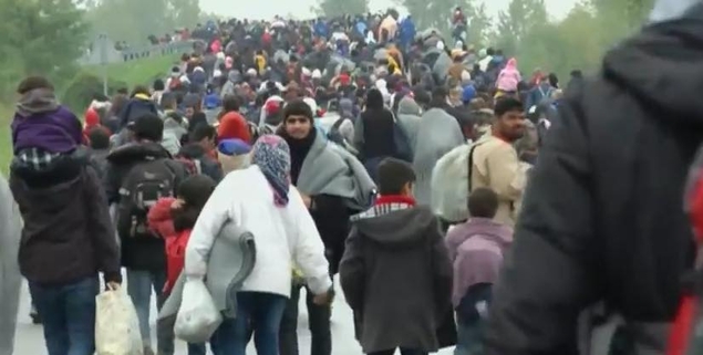 Crise des migrants : une “grande tentative de déstabilisation” selon la Pologne