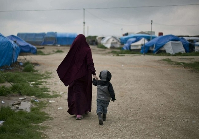État islamique en Syrie : la France a rapatrié 16 mères de famille et 35 enfants