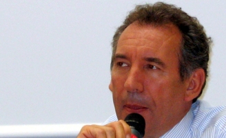 Fin de vie : François Bayrou se prononce pour une application de la loi actuelle