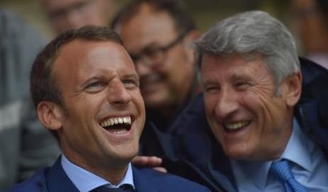 "J'ai plus d'influence sur la vie politique" que jamais : Philippe de Villiers se targue de souffler à l'oreille de Macron