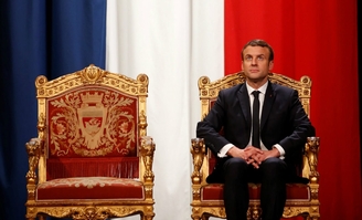 La présidence Macron et la crétinisation globale