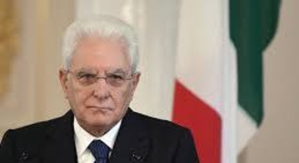 Le gouvernement  italien éjecté par le Président de la République