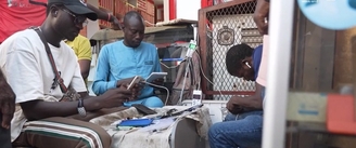 « Le mystérieux itinéraire des portables volés » : Comment vos ordinateurs et téléphones portables volés, inondent les marchés africains