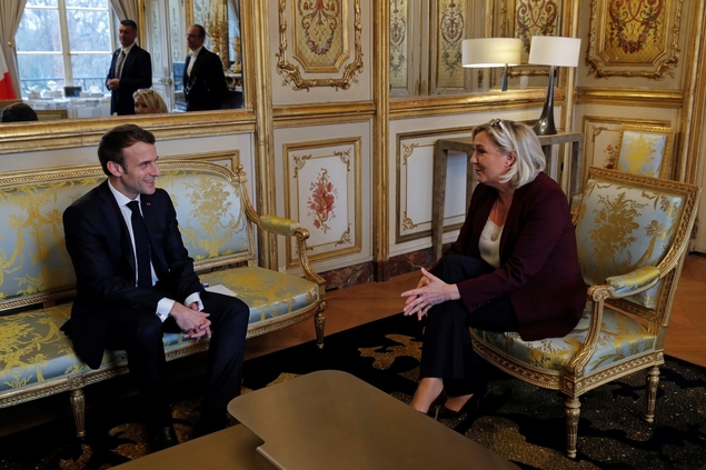 Macron devancerait légèrement Le Pen au premier tour en 2022