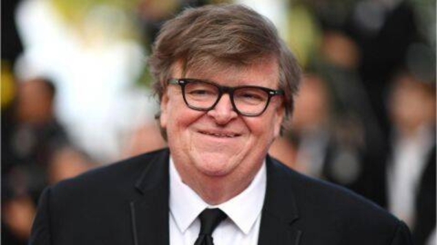 Michael Moore héros des climatosceptiques, les écologistes sont verts de rage