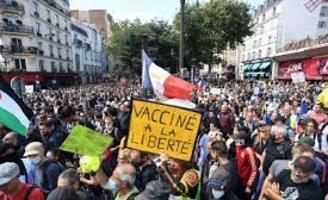 Passe vaccinal : Le Pen et Zemmour déterrent la hache de guerre