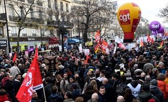 Réforme des retraites : CGT Cheminots et SUD-Rail envisagent une grève reconductible « dès la mi-février »