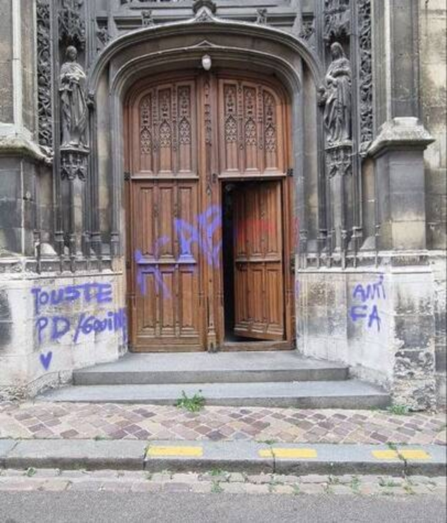 Tags antifas et LGBT sur l’église Saint-Patrice de Rouen : le ridicule ne tue pas