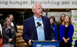 Tim Walz, co listier de Kamala Harris : un candidat beaucoup plus radical que son image tranquille