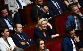 Tollé à l’Assemblée nationale : le RN seul marqueur de la vie politique française