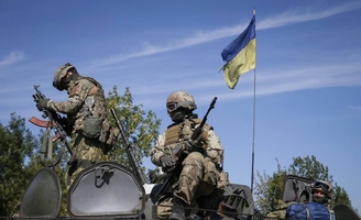 Ukraine, à qui profitent les armes ?